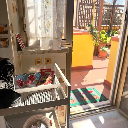 Casa Burano-terrazza Relax Tra Mare E Natura Apartamento *